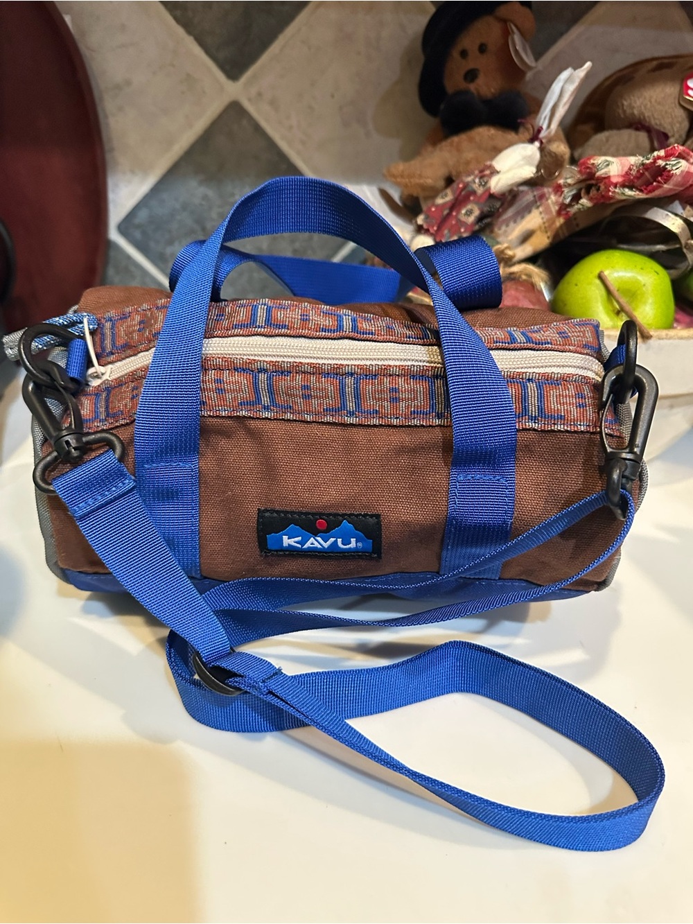 KAVU UNISEX MINI SMALL DUFFLE BAG BROWN BLUE CARRYALL PURSE TRAVEL HANDLED XBODY - Picture 11 of 11